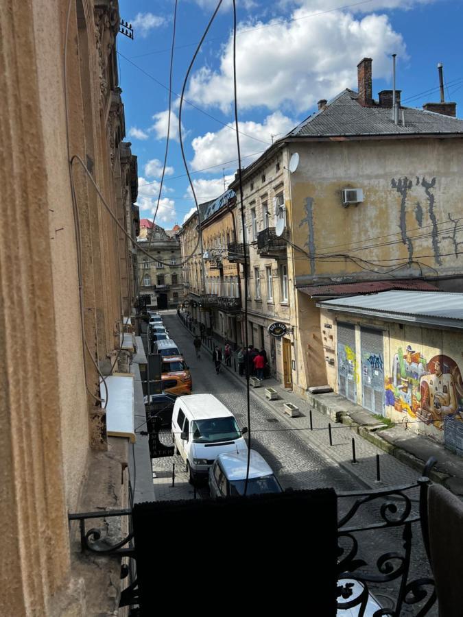 Apartment Lesya Kurbasa ลวีฟ ภายนอก รูปภาพ