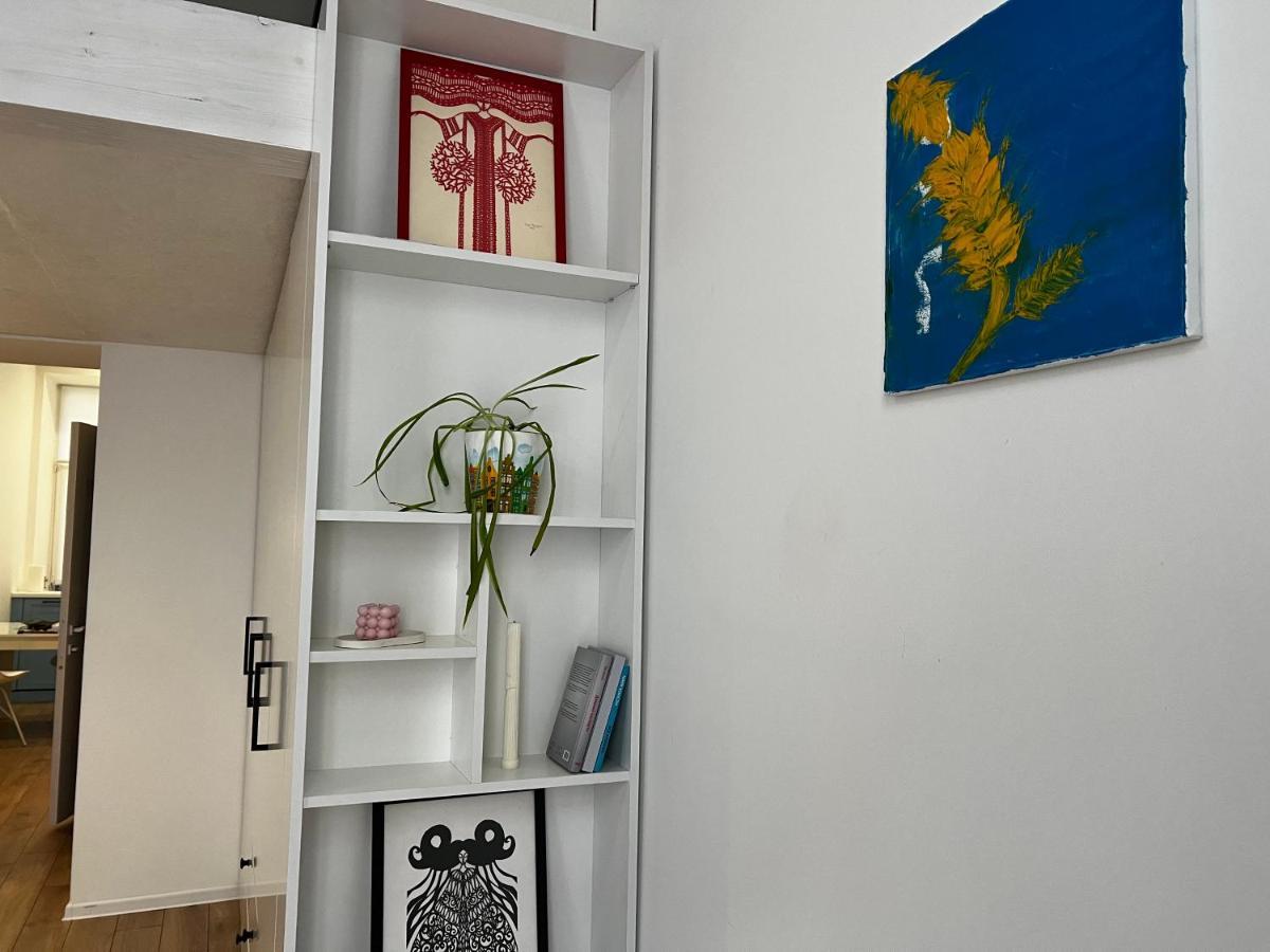 Apartment Lesya Kurbasa ลวีฟ ภายนอก รูปภาพ