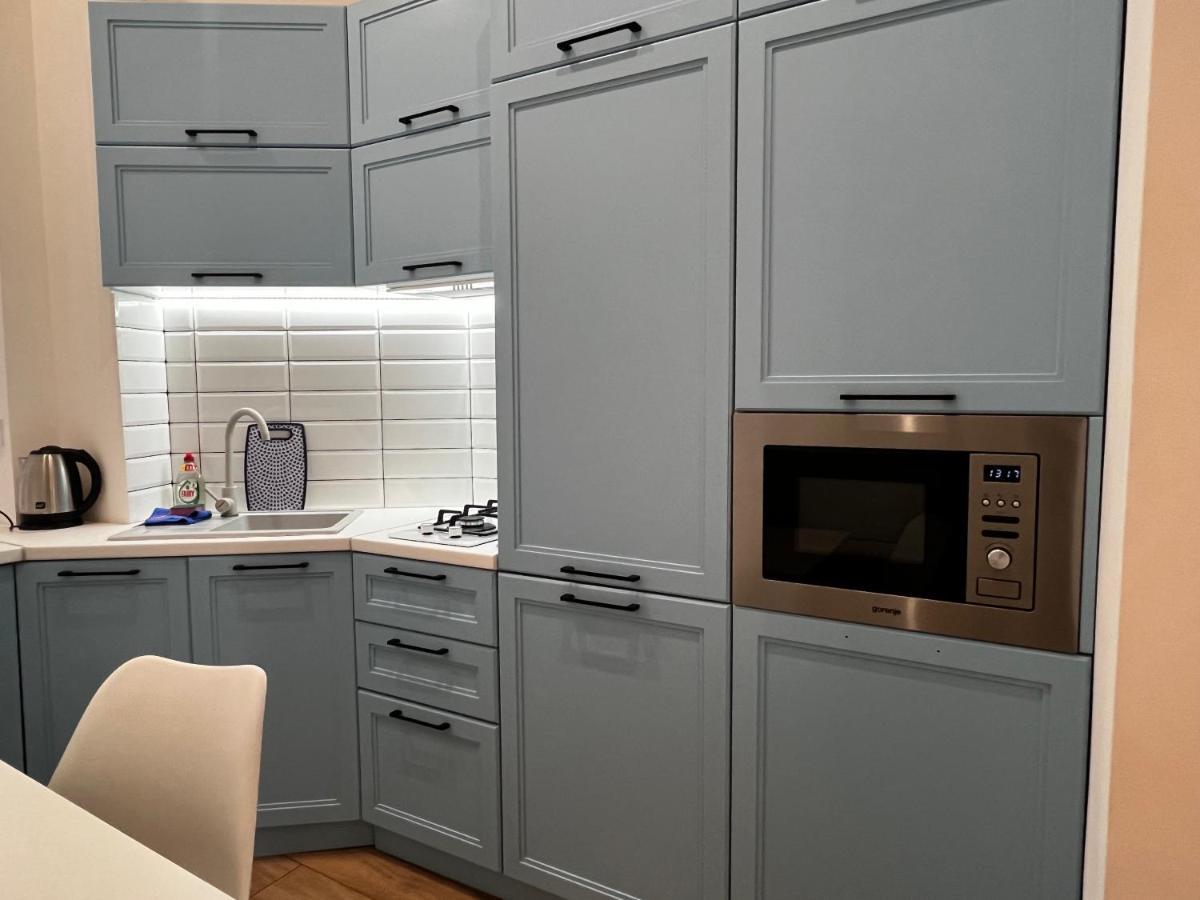 Apartment Lesya Kurbasa ลวีฟ ภายนอก รูปภาพ