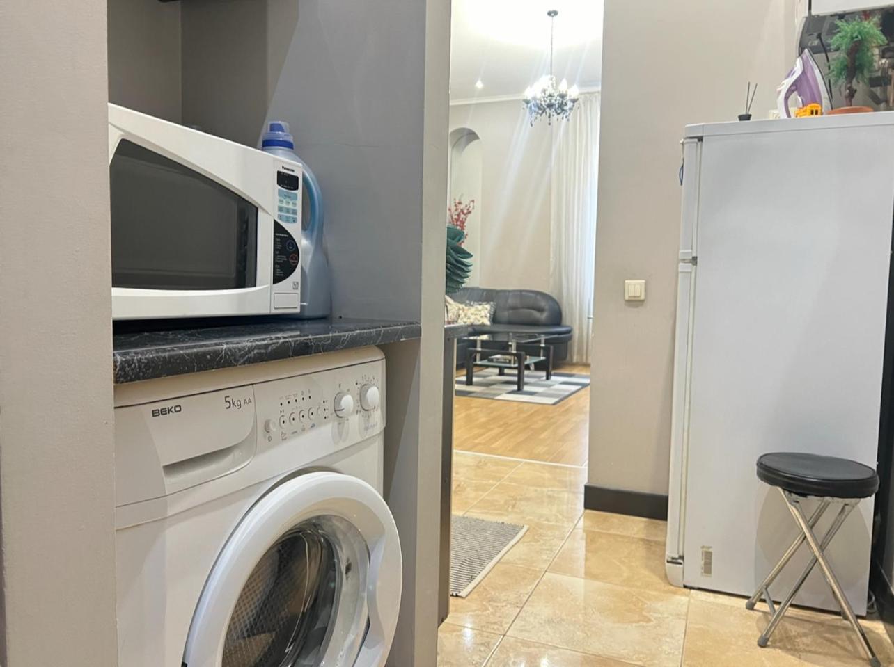 Apartment Lesya Kurbasa ลวีฟ ภายนอก รูปภาพ
